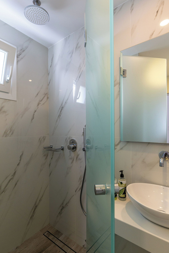 Bathroom 2, Alexandra Suites & Rooms - MYKONOS PORT, South Aegean
