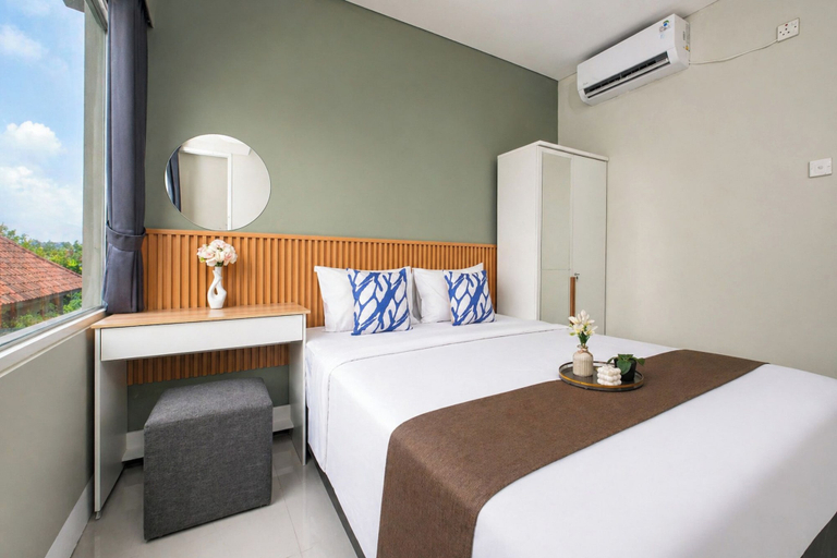 Room 4, Spacious And Trendy 2Br At Apartment Nifarro Park, Jakarta Selatan
