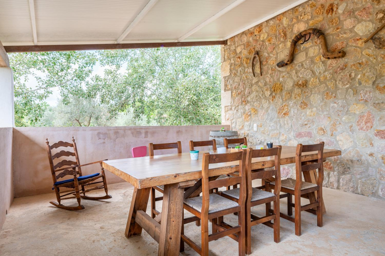 Food & Drinks, Can Miquel, Baleares