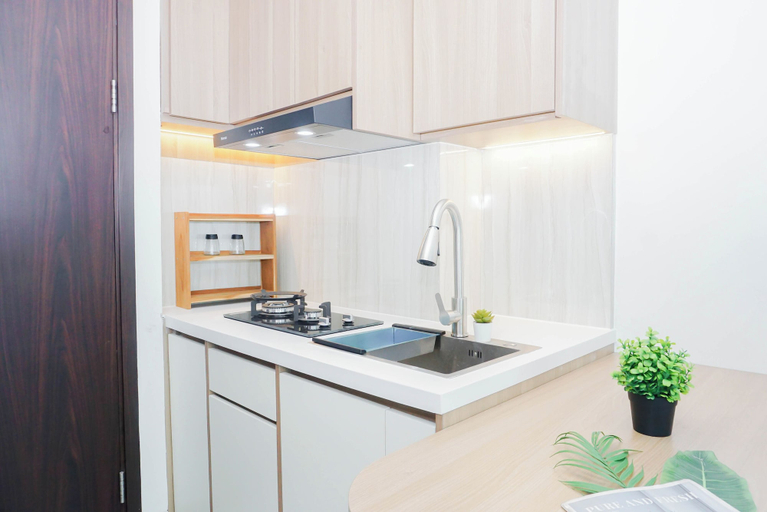 Private kitchen 3, 2 Pax Serene Studio At Lrt City Bekasi Apartment, Bekasi
