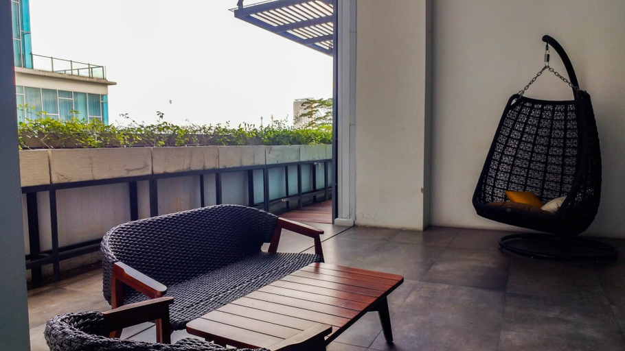 Exterior 3, Homey Studio Room At Apartment Brooklyn Alam Sutera, Tangerang