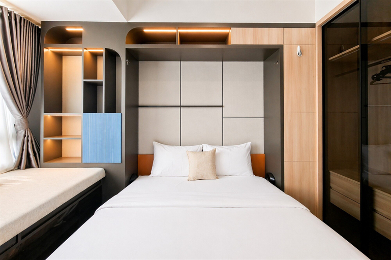 Room 3, Cozy Studio With Murphy Bed At Collins Boulevard Apartment, Tangerang