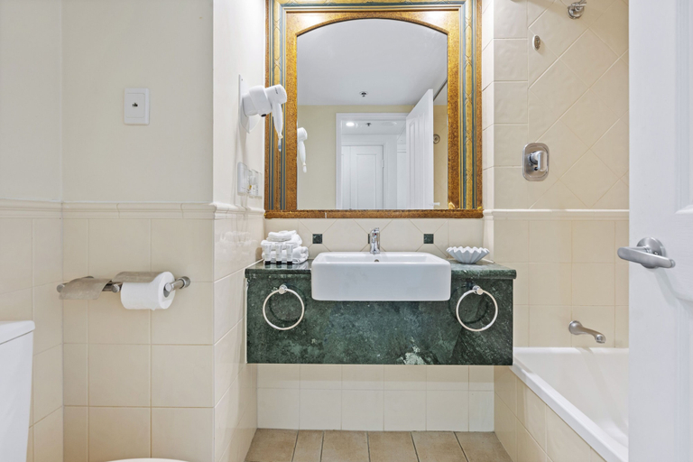 Bathroom 4, Legends - Q Stay, Gold Coast