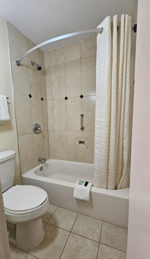 Bathroom, Americas Best Value Inn Mount Vernon, Jefferson