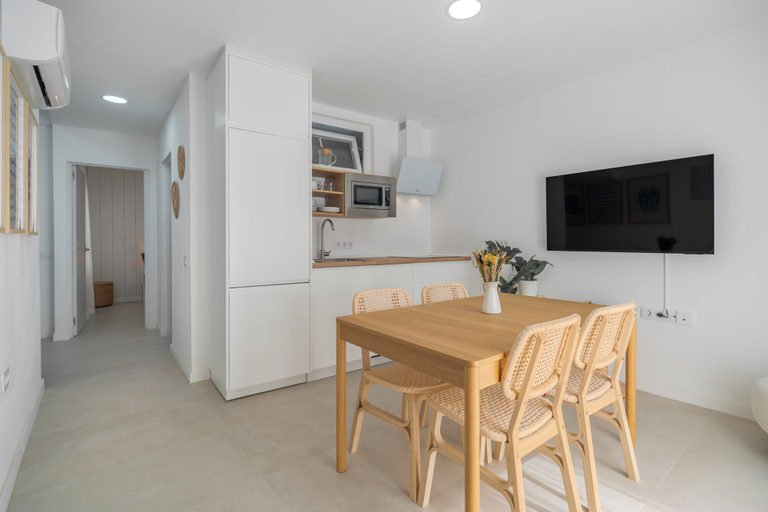 Dining room 5, 2-bedroom Apartment in Guargacho, Sur Tenerife, Santa Cruz de Tenerife
