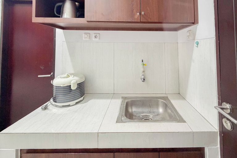 Private kitchen 4, Convenient Studio Apartment Suncity Residence, Sidoarjo
