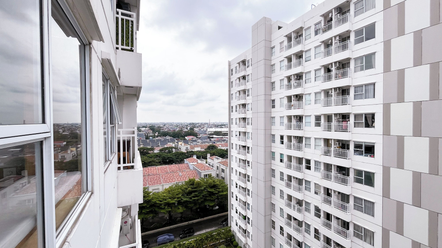 City view, 1 Pax Wooden Touch Studio At Citra Living Apartment, Jakarta Barat