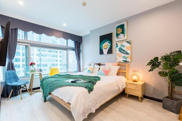 Room 5, Style INS High-Altitude River View Hotel, Chongqing