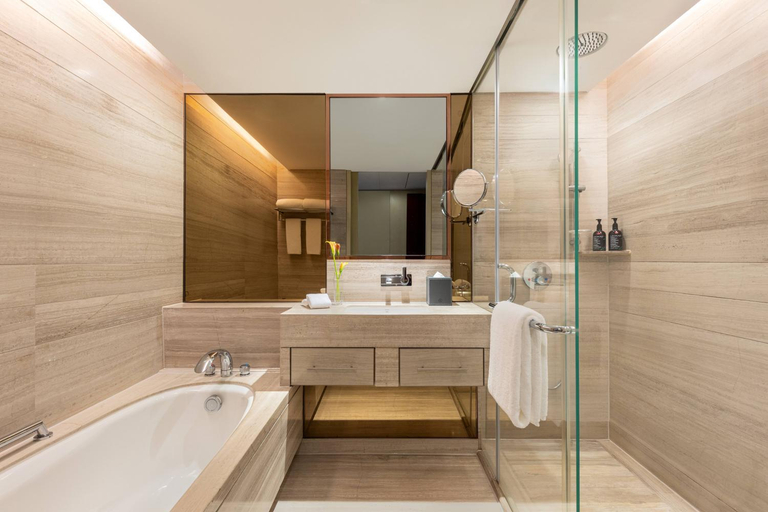 Bathroom 5, Yuyao Grand Pacific Hotel, Ningbo