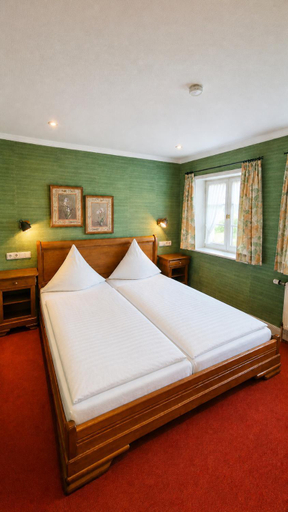 Bedroom 3, Egestorfer Hof, Harburg