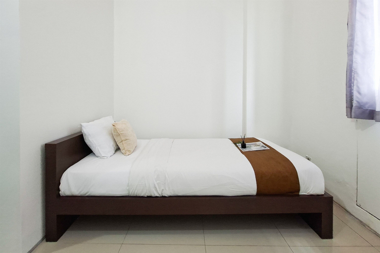 Room 5, Comfy And Nice Studio (No Kitchen) At Apartment Kubikahomy, South Tangerang