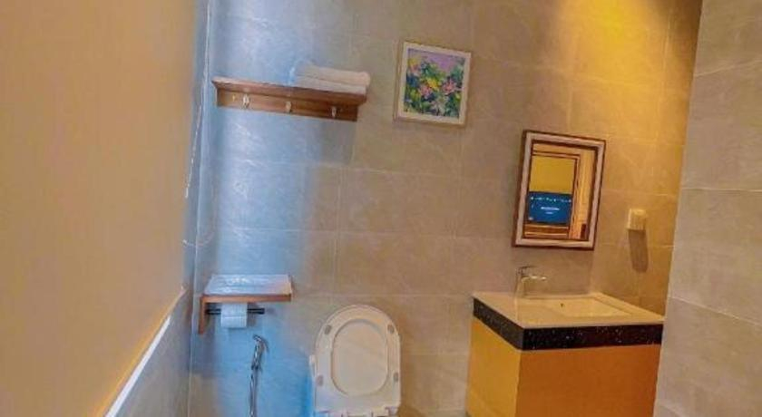 Bathroom 2, The Nines Hotel, Phú Quốc