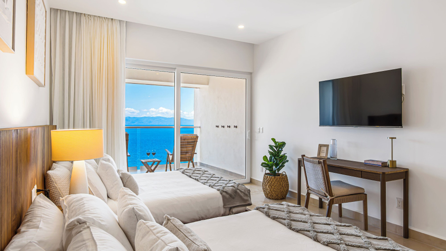 Room 3, 4BR  Luxury Penthouse with Ocean Views, Puerto Vallarta