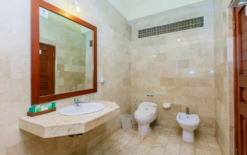 bathroom 25