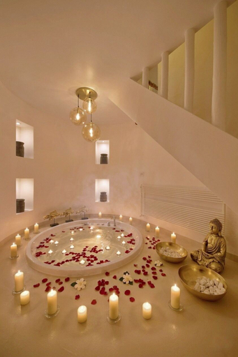 Living area 5, Piazza Navona Hydromassage Tub 7 people, Rome