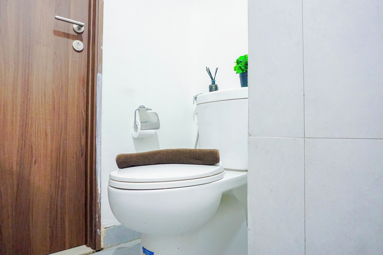 Interior 4, Wood Accent Studio At Royal Sentul Park Apartment, Bogor