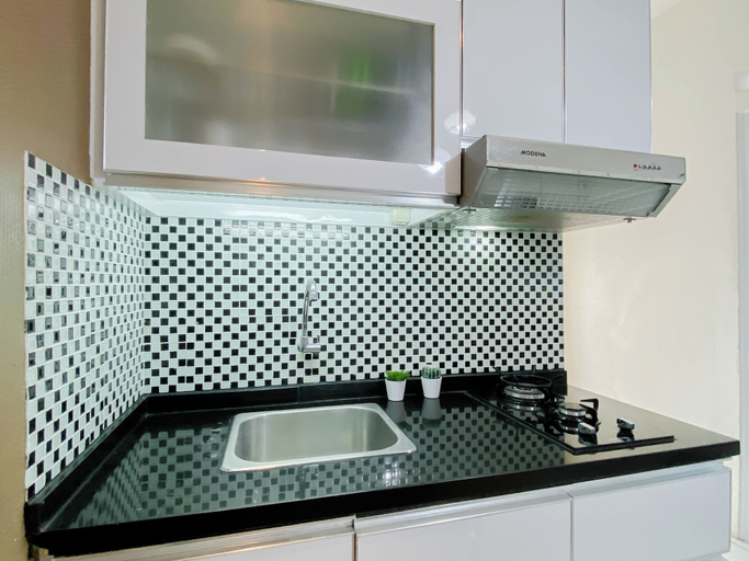 Private kitchen 2, Comfortable And Decent 2Br At Apartment Kemang View, Bekasi