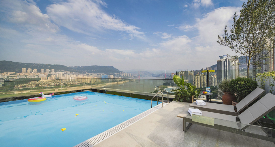 ��空游泳池.jpg, FunGeeX Hotel (Chongqing Wanzhou Wanda Plaza Branch), Chongqing