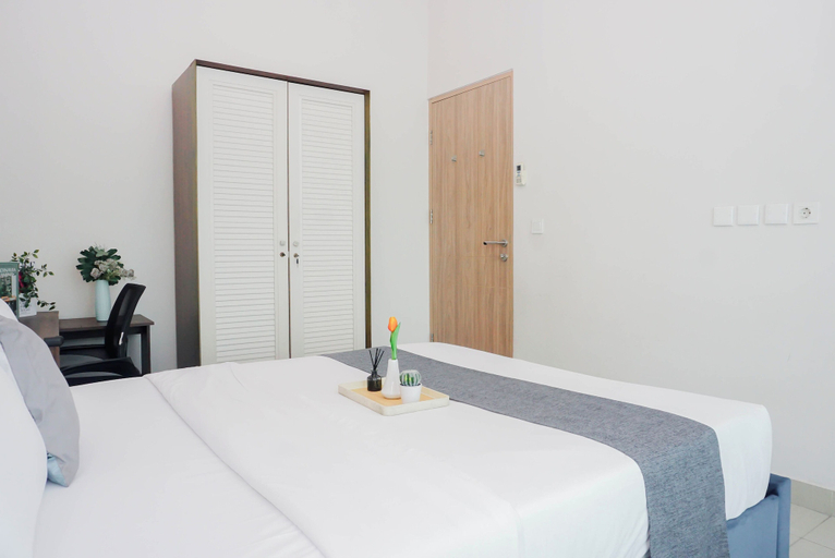 Room 4, Minimalist 1Br Apartment At Tamansari Iswara, Bekasi