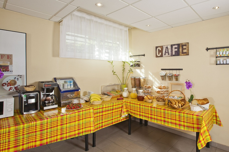 Food & Drinks 5, SEJOURS AFFAIRES PARIS NANTERRE, Hauts-de-Seine