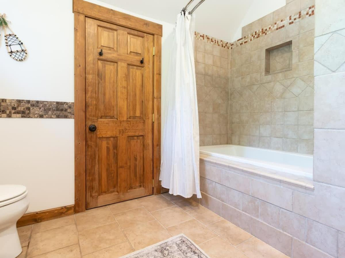 Bathroom 3, Wild Goose Lodge, Whatcom