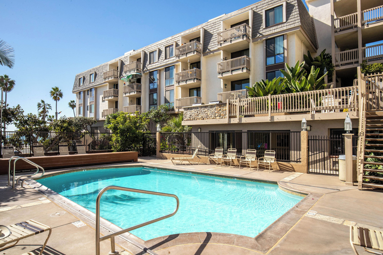 Sport & Beauty 2, Oceanside Beach Condos, San Diego