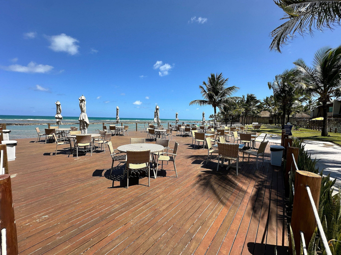 Outdoor dining 3, Ekoara Residence, Ipojuca