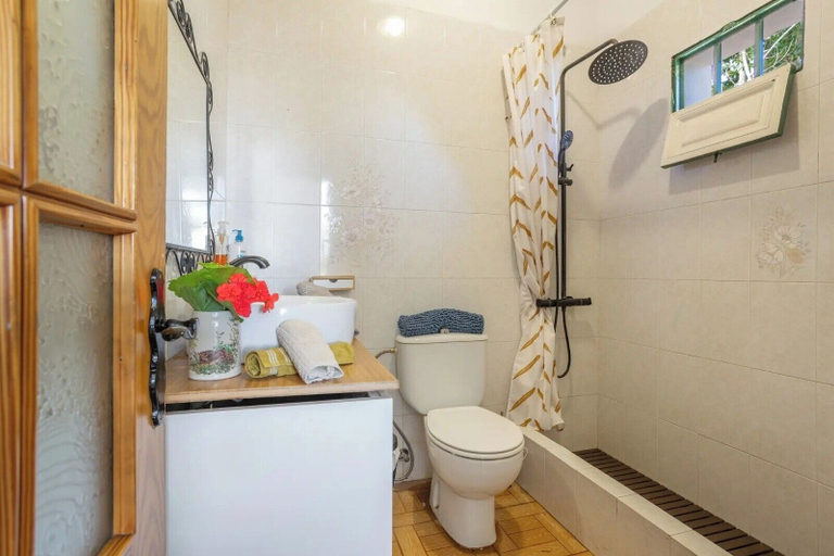 Bathroom 3, Ursula's Cozy Retreat in Santa Ursula, Santa Cruz de Tenerife