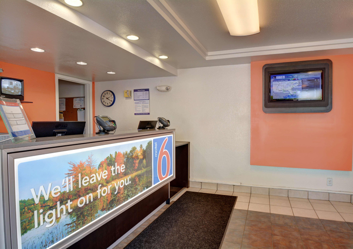 Public Area 3, Motel 6 Springfield Chicopee, Hampden