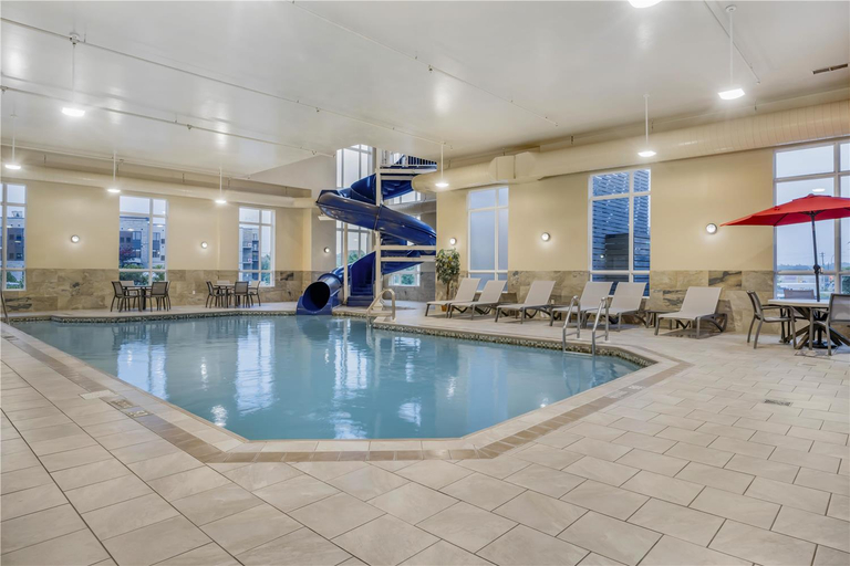 Sport & Beauty, Best Western Plus Bridgewater Hotel & Convention Centre, Lunenburg