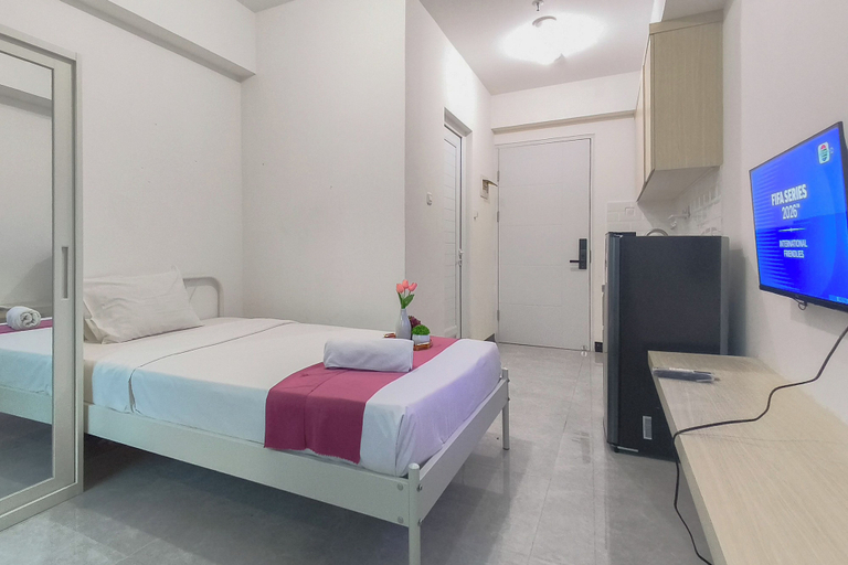 Room 2, 1 Pax Casual Studio At Westown View Surabaya Apartment, Surabaya