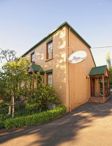 Exterior & Views 2, Hideaway on George, Launceston - Pt B
