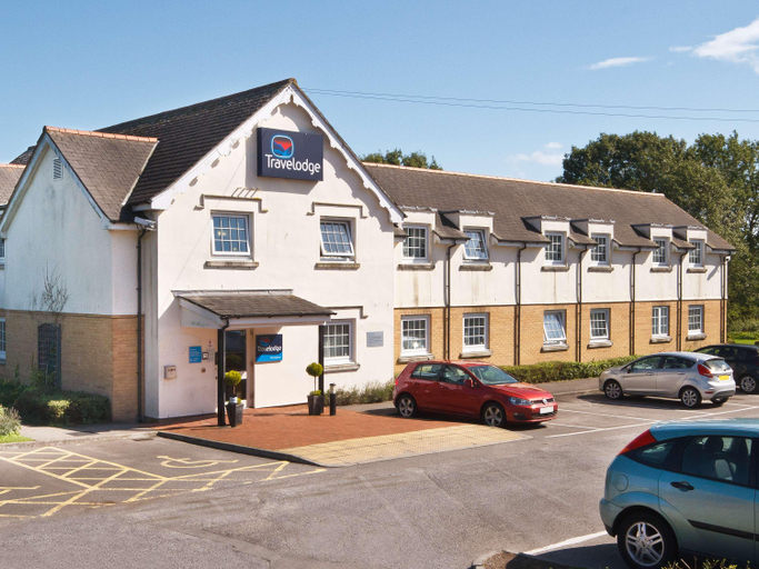 Exterior & Views 5, Travelodge Cardiff Airport Hotel, Vale of Glamorgan