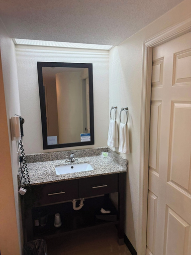 Bathroom 4, Sleep Inn Woodbridge - Potomac Mills, Prince William