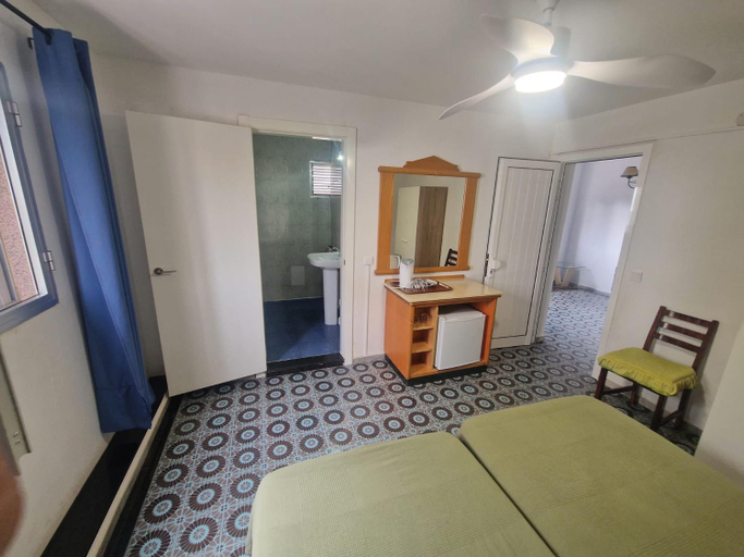 Bedroom 3, Hostal Maxorata, Las Palmas