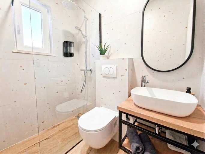Bathroom 3, Villa Petra 2 Bedroom Apartments, Konavle