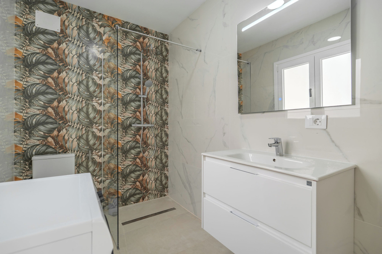 Bathroom 1, 2-bedroom Apartment in Guargacho, Sur Tenerife, Santa Cruz de Tenerife