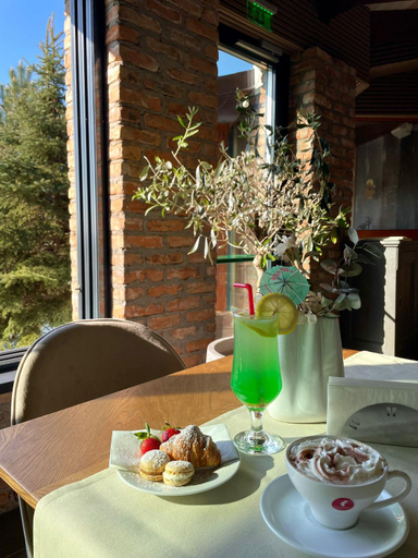 Food & Drinks 5, Complex Turistic Creanga Resort & Spa, Targu Ocna