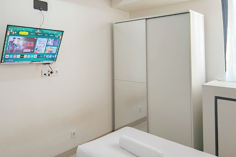 Room 2, Studio (No Kitchen) Apartment With Murphy Bed At Bandaraya - Tallasa City Makassar, Maros