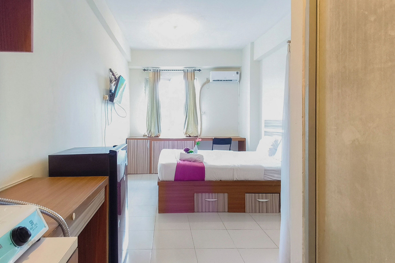 Room 3, Restful And Warm Studio At Apartment Menara Rungkut, Surabaya