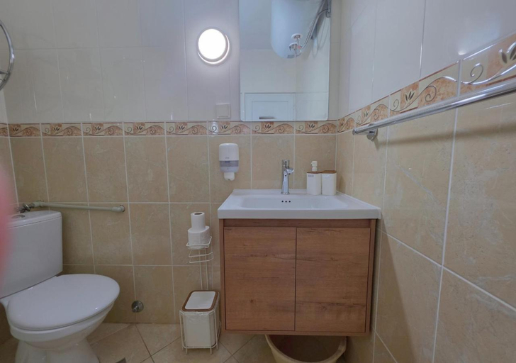 Bathroom 4, Apartments Val Maslina