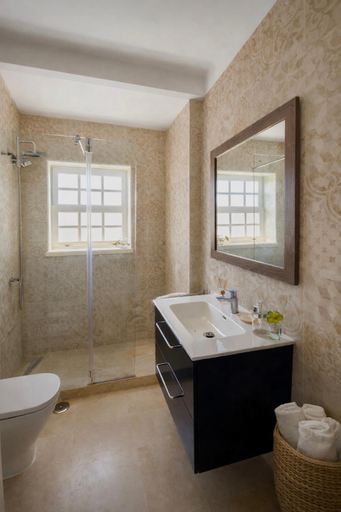 Bathroom 4, Villa with Panoramic Atlantic Views - Private Pool & Jacuzzi, Mafra