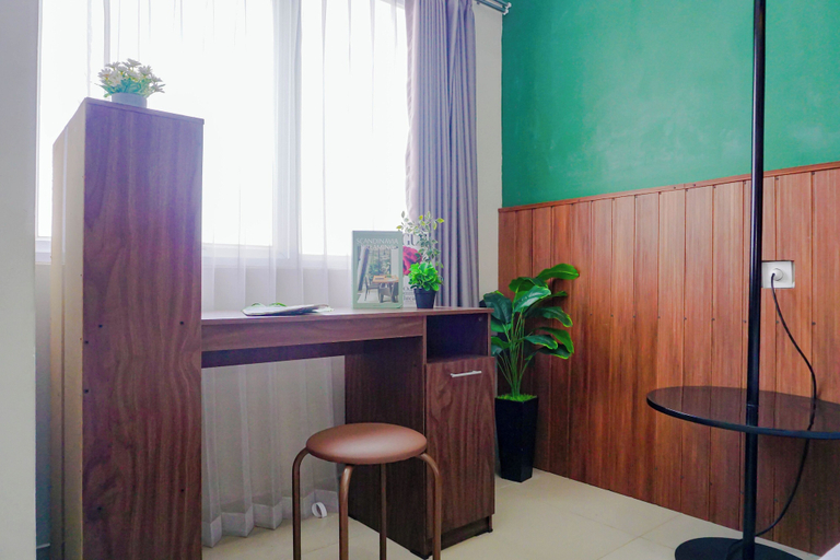 Interior 5, Comfortable Studio (No Kitchen) At Apartment Lrt City Sentul - Royal Sentul Park, Bogor