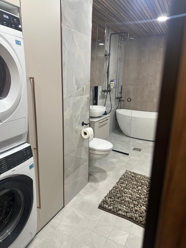 Bathroom 5, Premium 3BR Home with Prime Location, Uusimaa