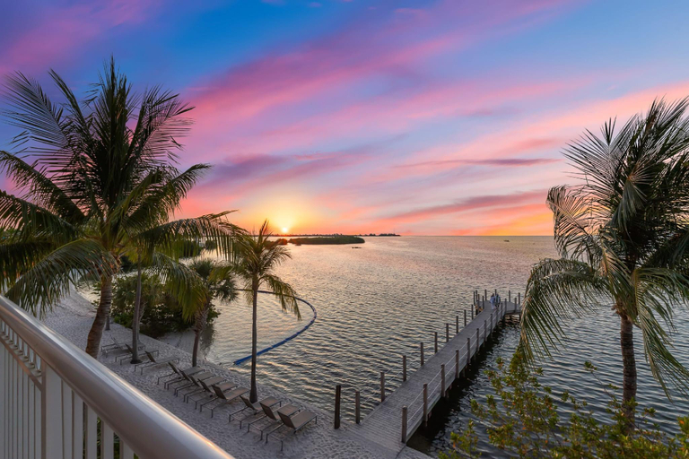 2, Ocean Front 1BR Suite With Direct Beach Access, Monroe