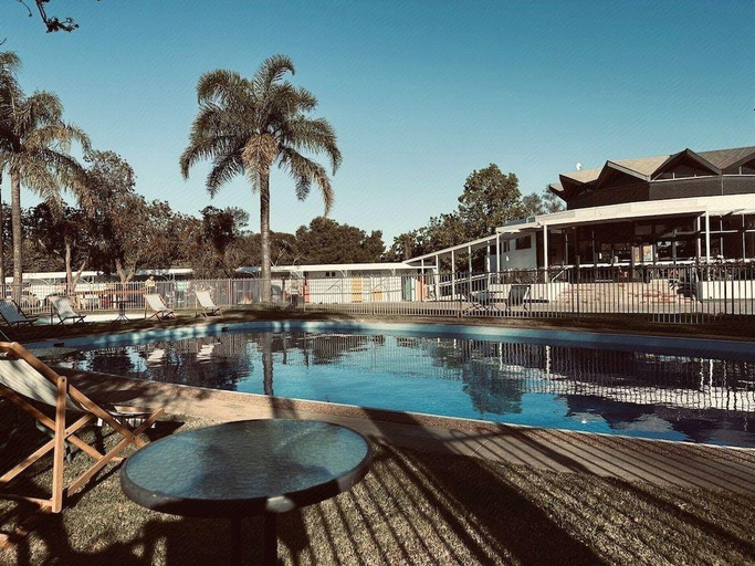 Sport & Beauty 5, The Lyndoch Motel, Barossa