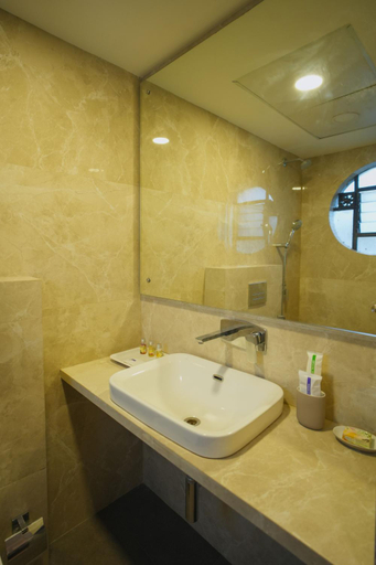 Bathroom 3, Park Central Comfort e-suites, Pune, Pune