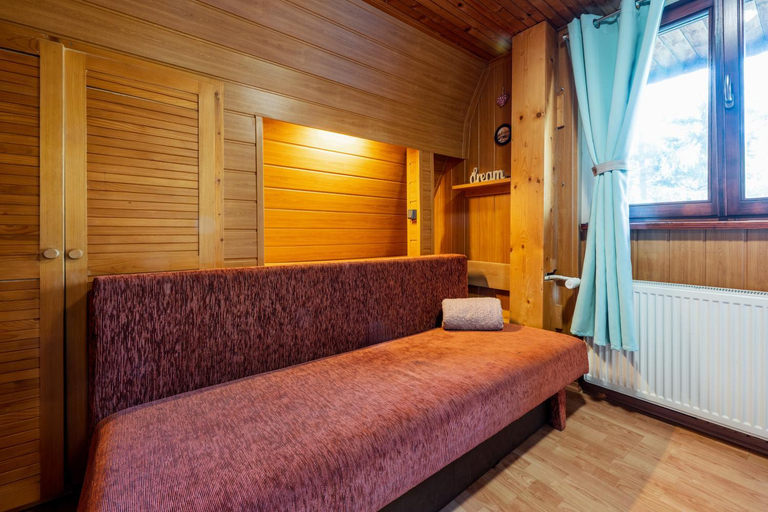 Bedroom 2, Squirrel cottage Chata Veverica, Brezno