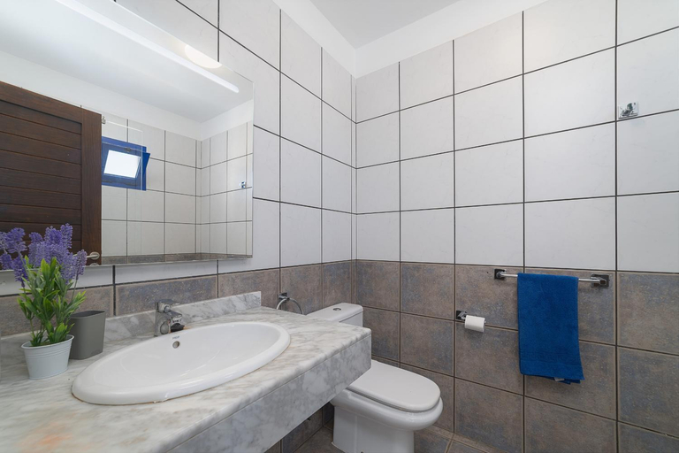 Bathroom 3, Villas Yaiza, Las Palmas