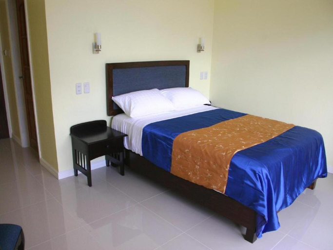 Bedroom, Caimito Beach Hotel, Maasin City
